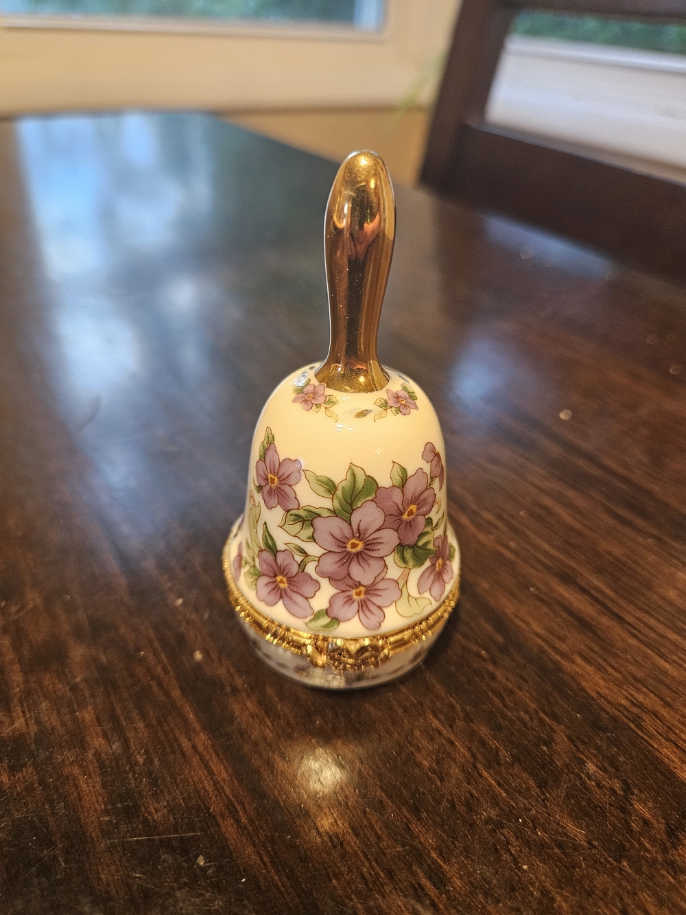 Porcelain Floral Tricket Box with Gold Handle - White and Purple